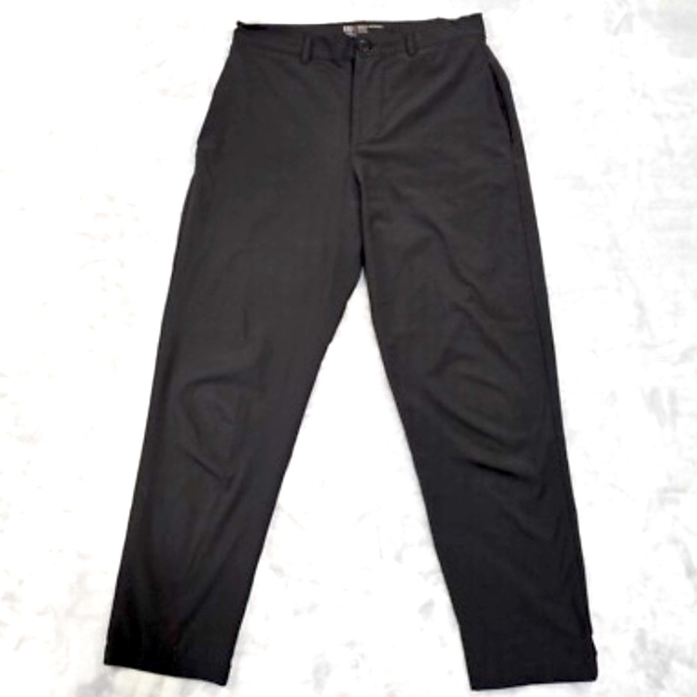 Albion Fit Straight Leg Trouser in Black